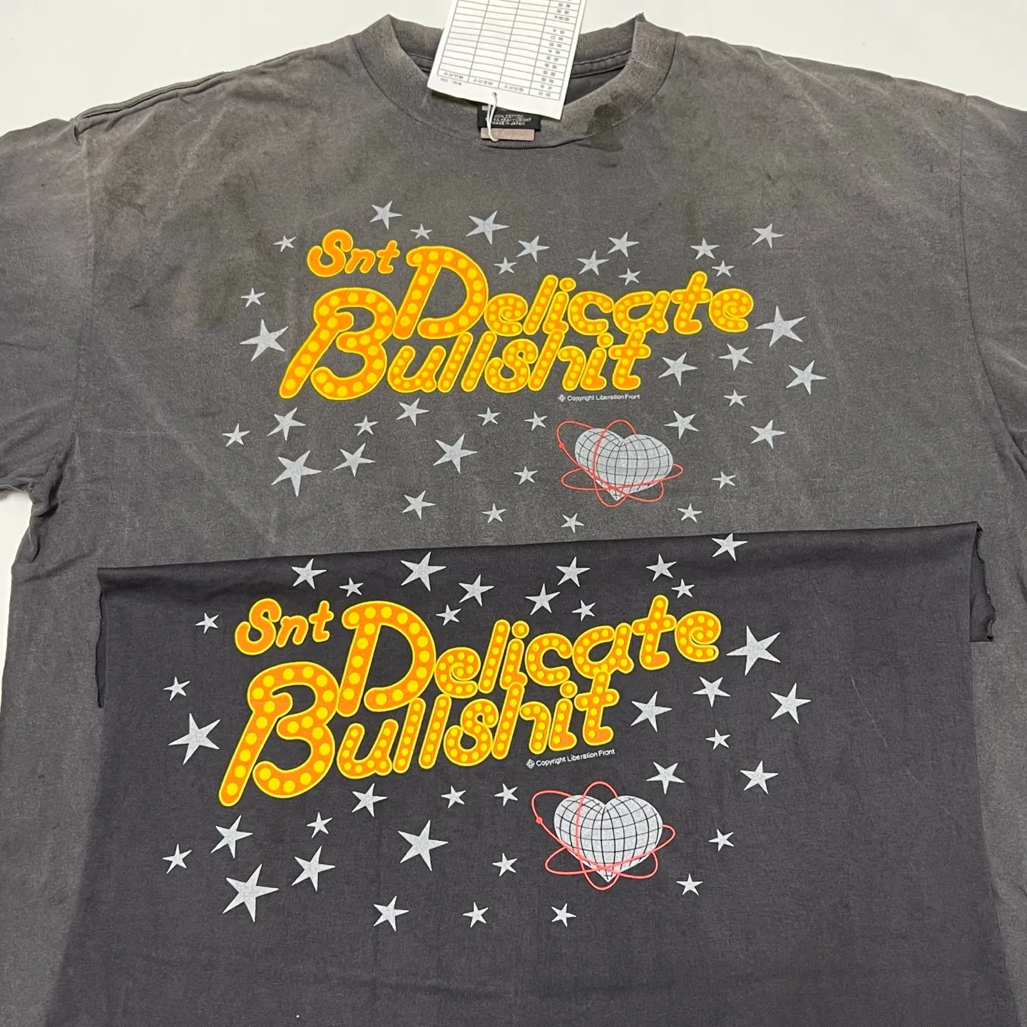 Printing proofing SAINT Mxxxxxx DELICATE BULLSHIT SS TEE/BLK star neon slogan printed TEE washed black S-XL New Vintage washed and distressed ceiling! Loyal to the original version. Main mark and wash mark are matched. Tube-woven fabric without side seams. Non-open version.